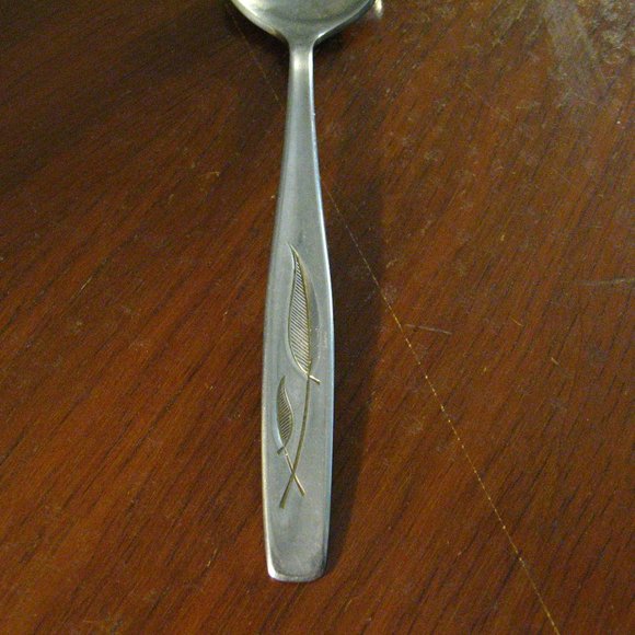 🥄 Rogers Cutlery Whispering Leaves Teaspoon - Picture 4 of 9